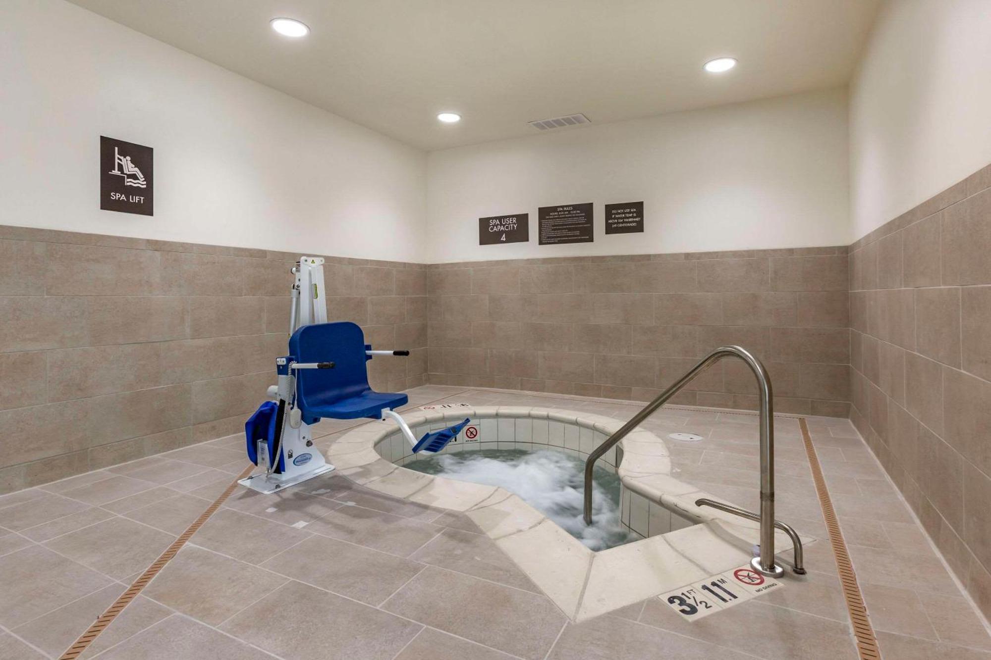 Comfort Suites Albuquerque Airport Buitenkant foto