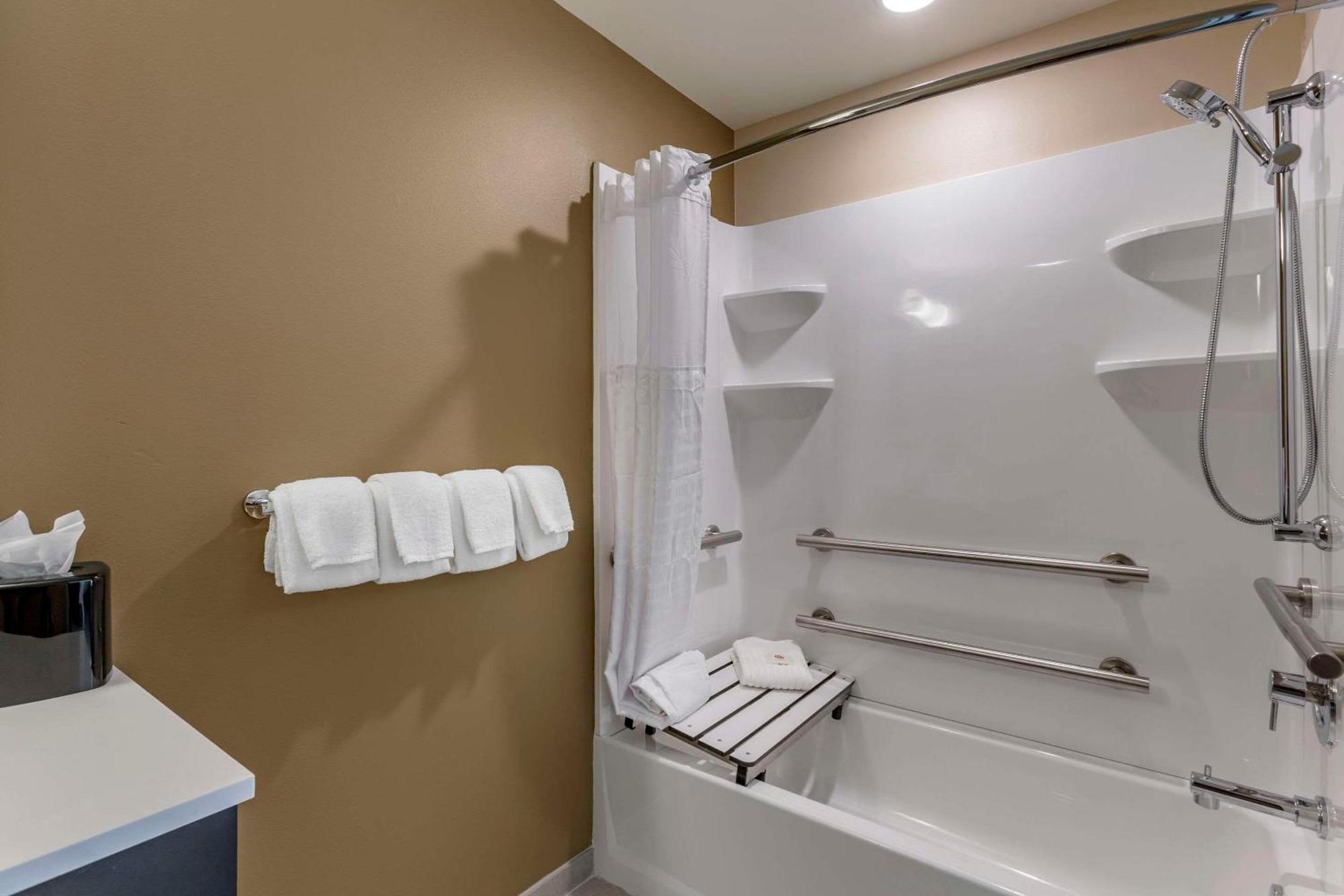 Comfort Suites Albuquerque Airport Buitenkant foto